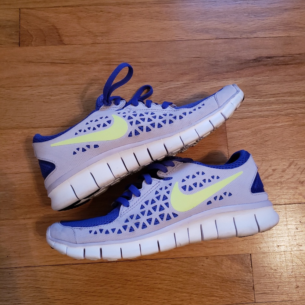 Nike Free Running Shoes